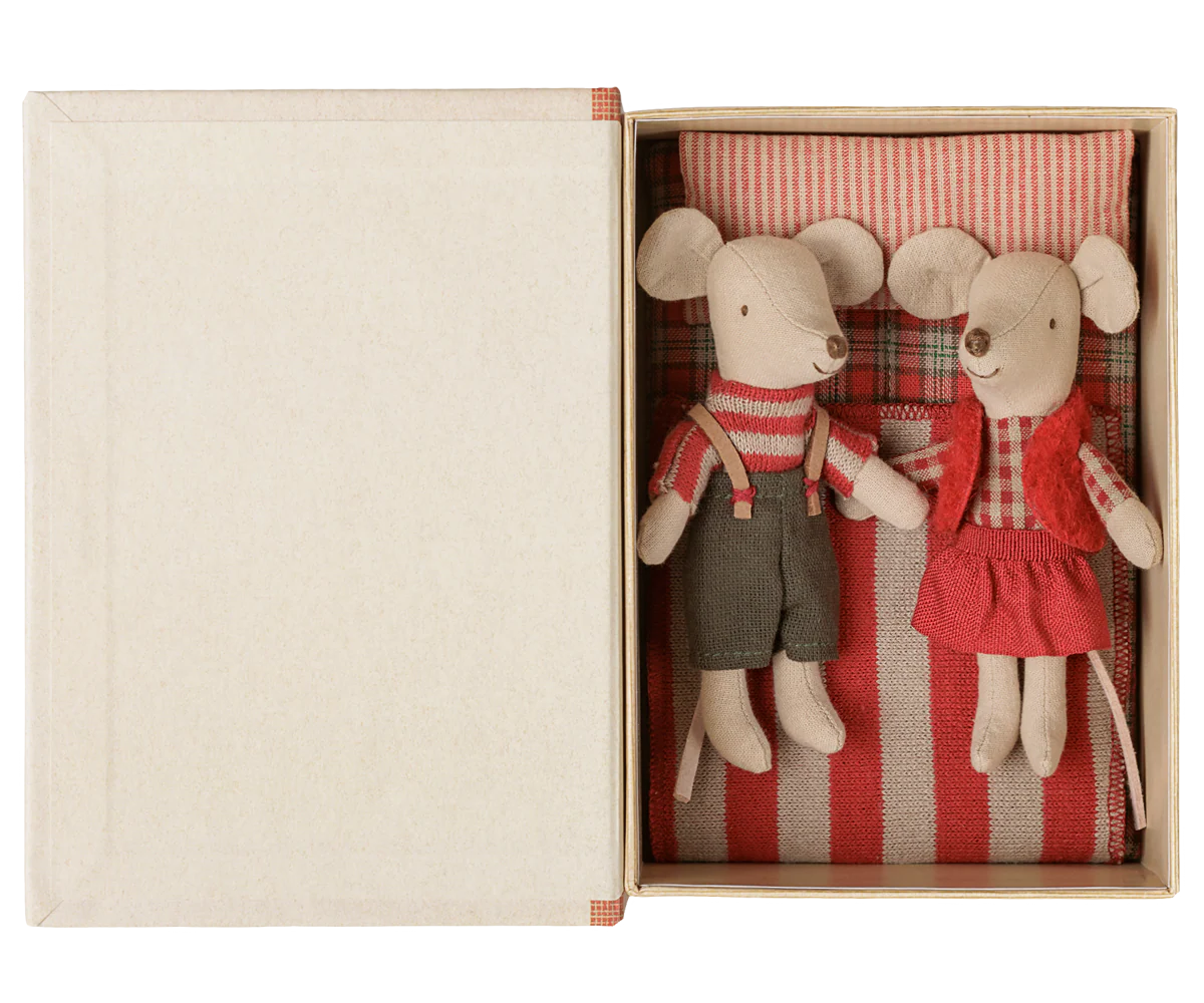 Maileg, Christmas Twins Mice, Little Sister & Little Brother in a Book