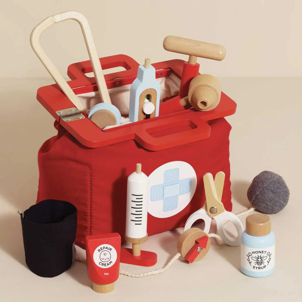 Le Toy Van Wooden Doctors Set