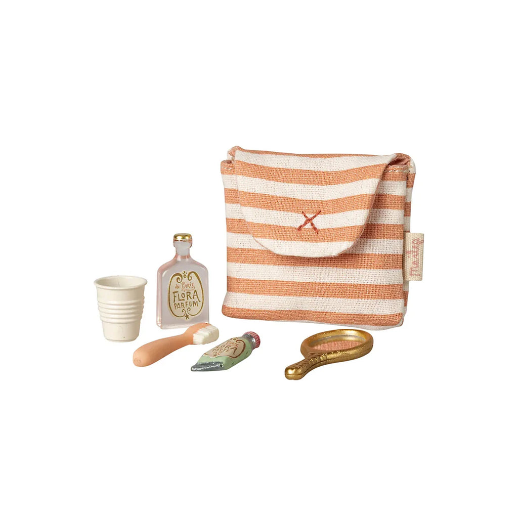 Maileg Toiletry bag set in bag, Mouse size Coral