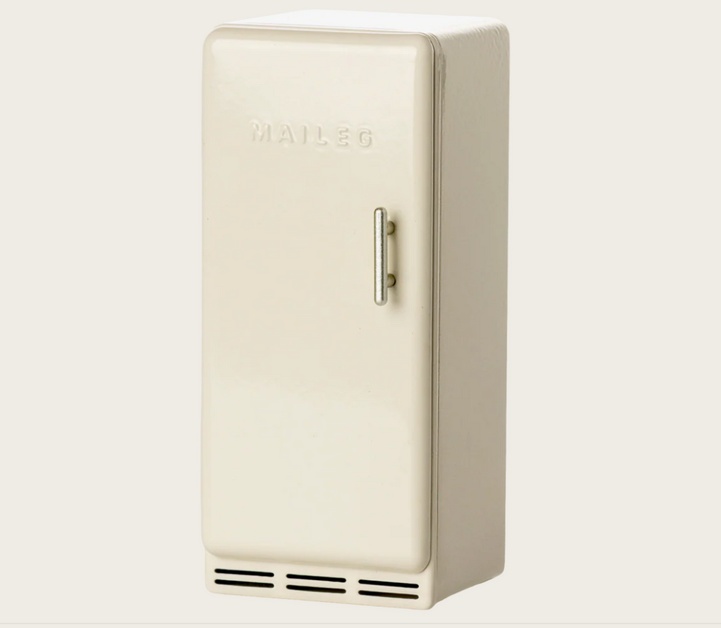 Maileg Metal Fridge for mouse in off white
