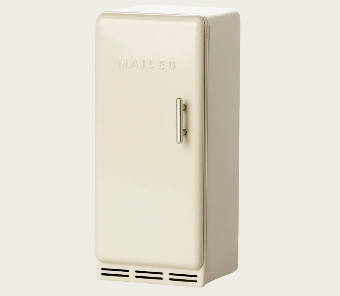 Maileg Metal Fridge for mouse in off white
