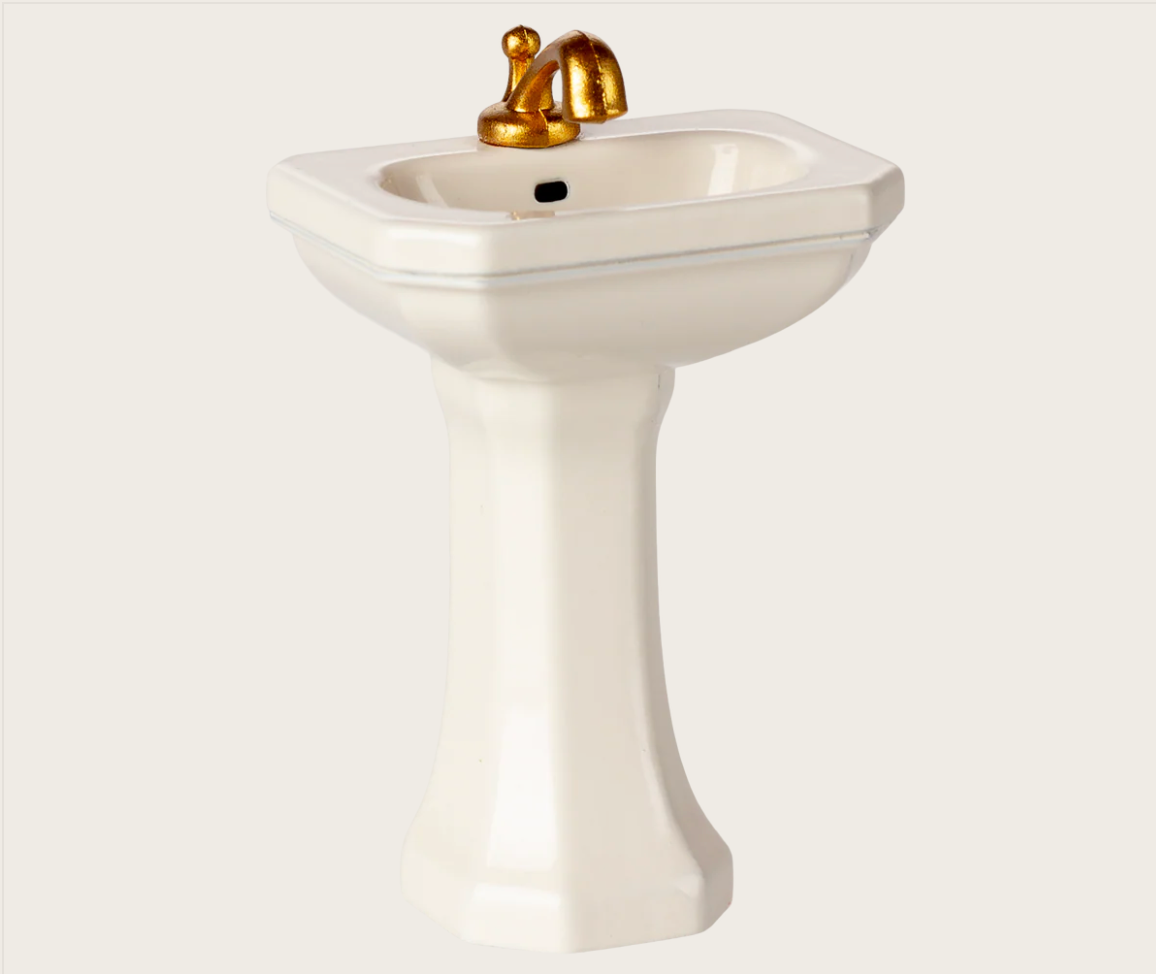 Maileg Mouse Sink