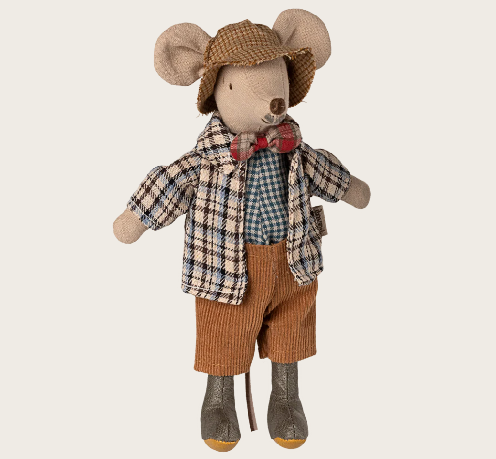 Maileg Granddad Mouse – Classic Collectible Doll Mouse for Storytelling & Play