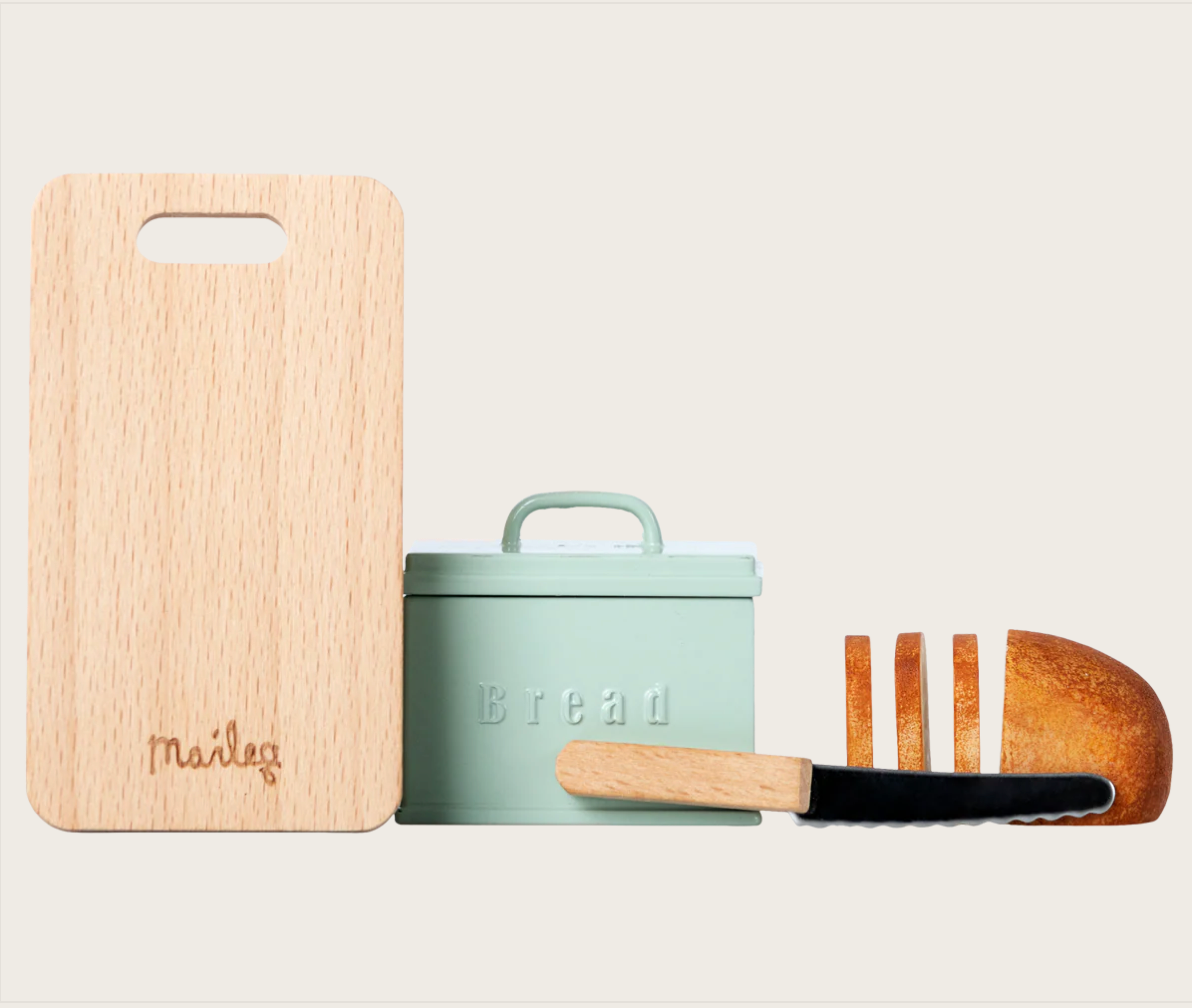 Maileg Bread Box miniatures for mice and bunnies