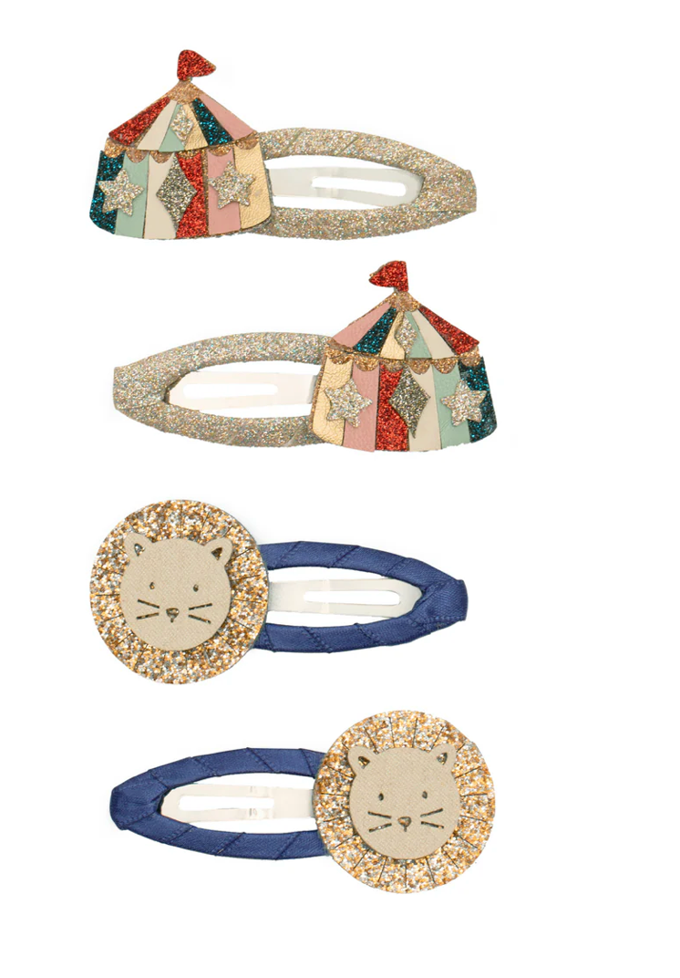 Mimi & Lula Circus lion clips