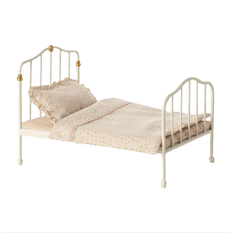 Maileg Vintage Bed For Mouse in Off White