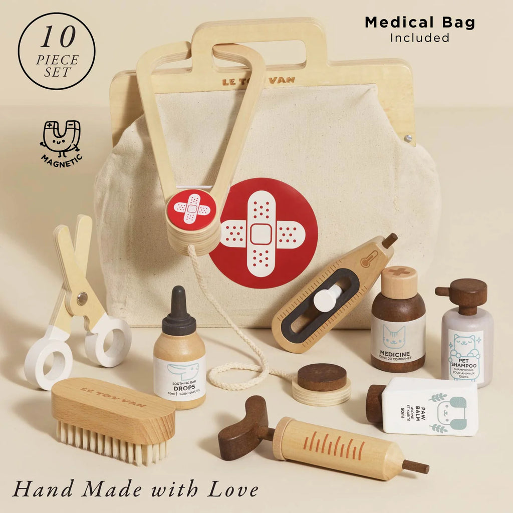 Le Toy Van Wooden Vet Set